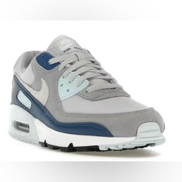 Nike Air Max 90 Glacier Blue. Blue and Gray Sneakers. main image 8